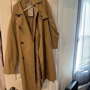 Everlane Classic Tan Trench Coat